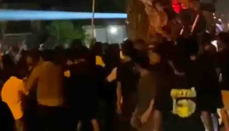 Takbir Keliling di Kudus Diwarnai Tawuran dengan Sajam, Satu Orang&nbsp;Tewas