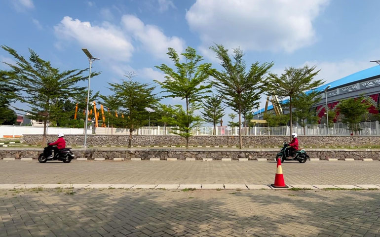 Tips Aman Menjaga Jarak&nbsp;Berkendara