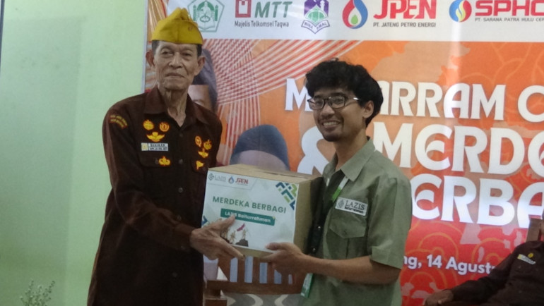 Tingkatkan Nasionalisme, Laziz Baiturahman Kota Semarang Gelar Acara Muharam Ceria Merdeka&nbsp;Berbagi