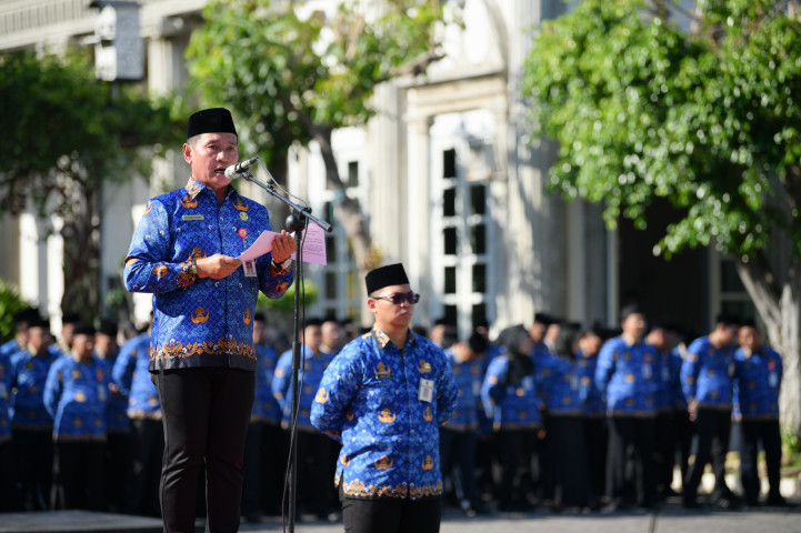 Pegawai Pemkot Semarang Deklarasi dan Tandatangani Ikrar Netralitas di&nbsp;Pilkada